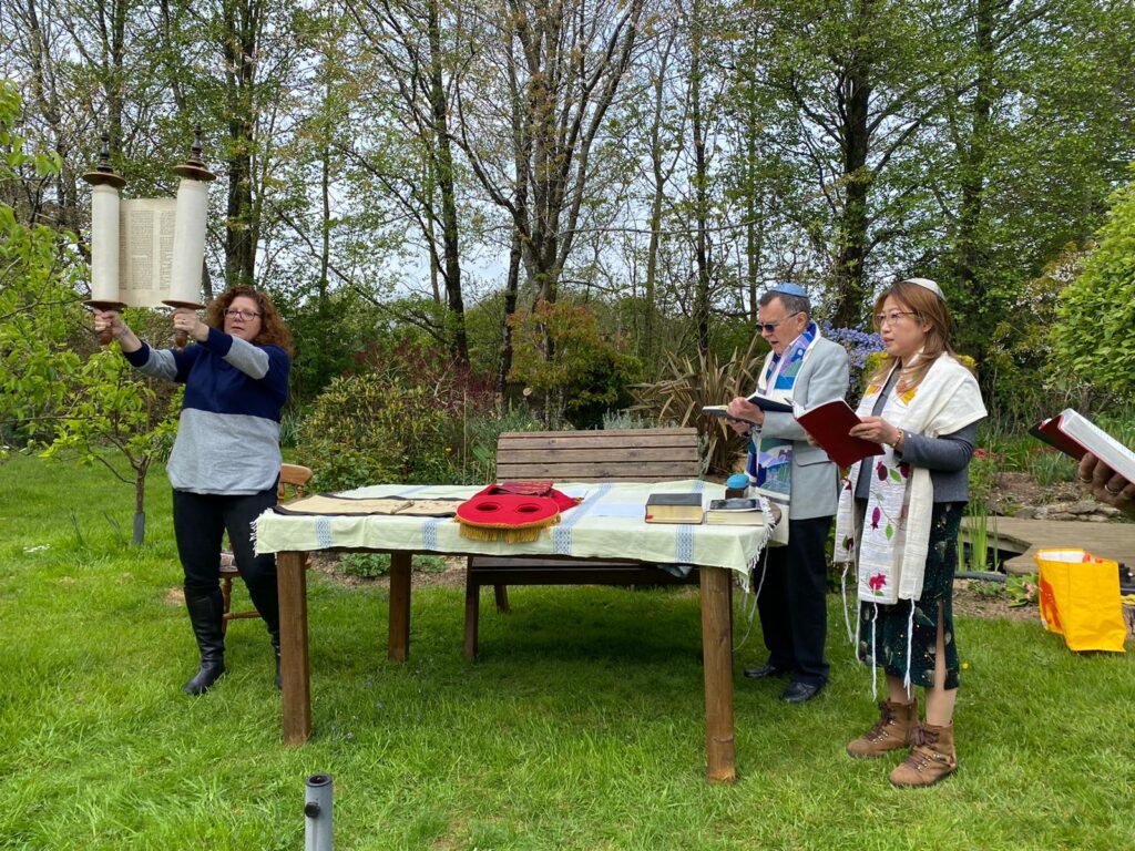 Featured image for “Garden Shul”